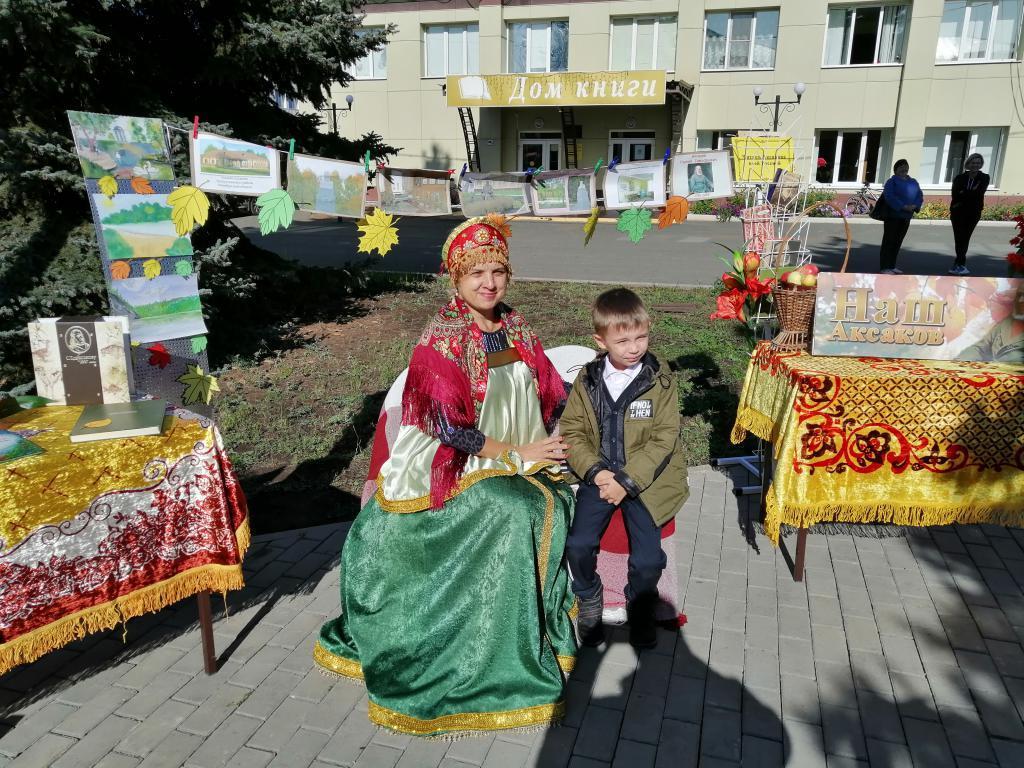 Литературный час «И слог, и кисть, и звуков чудо...»