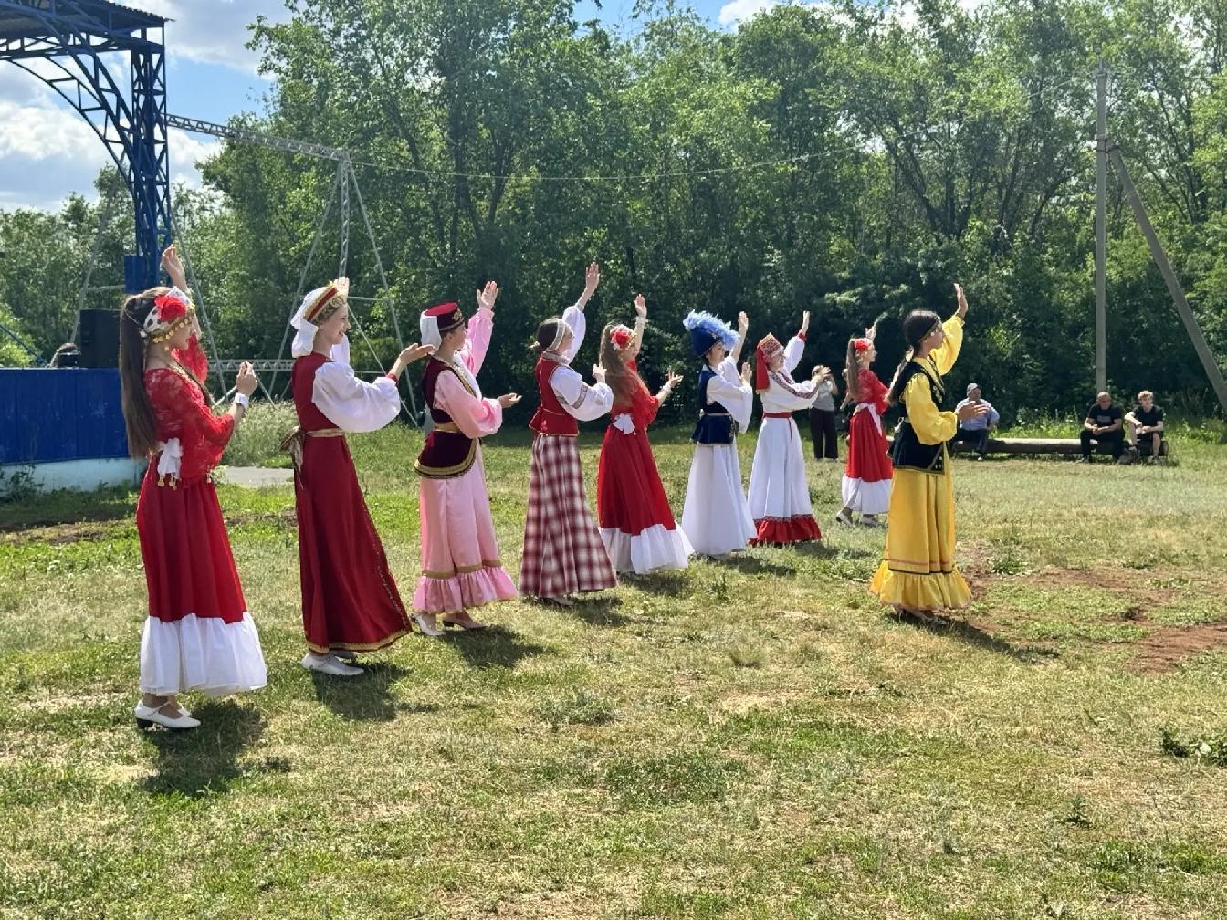 Мастер-класс «В ритме народного танца»