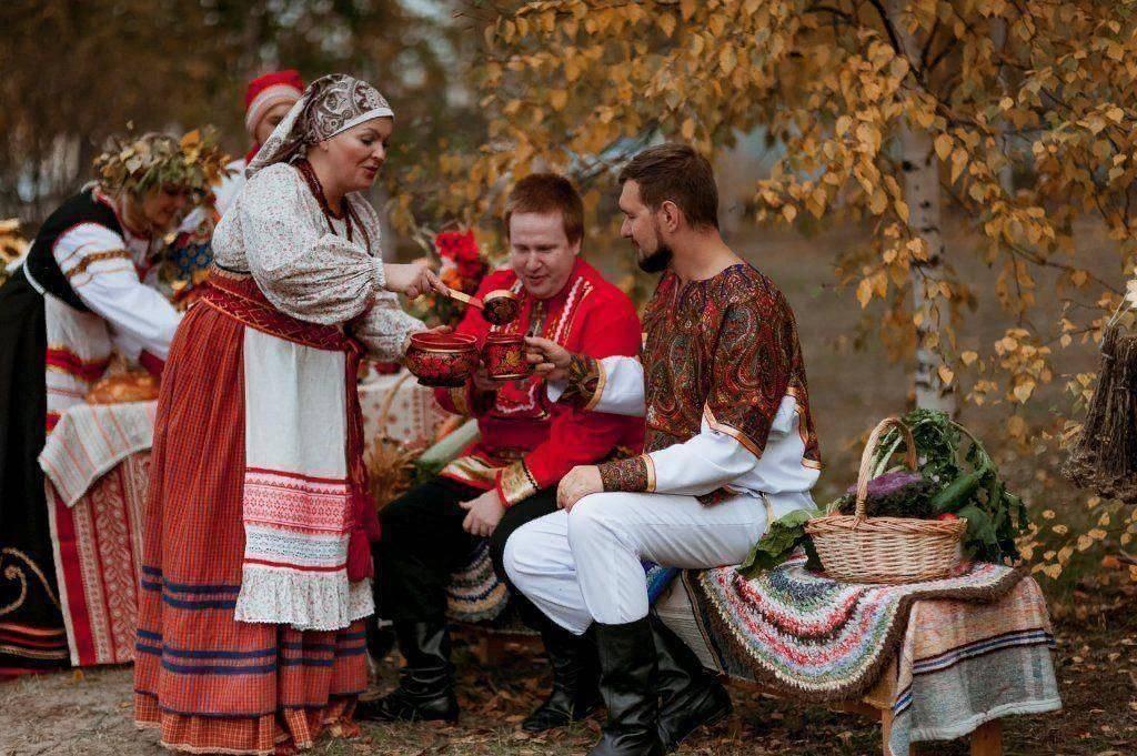 Программа «Осенины на Руси»