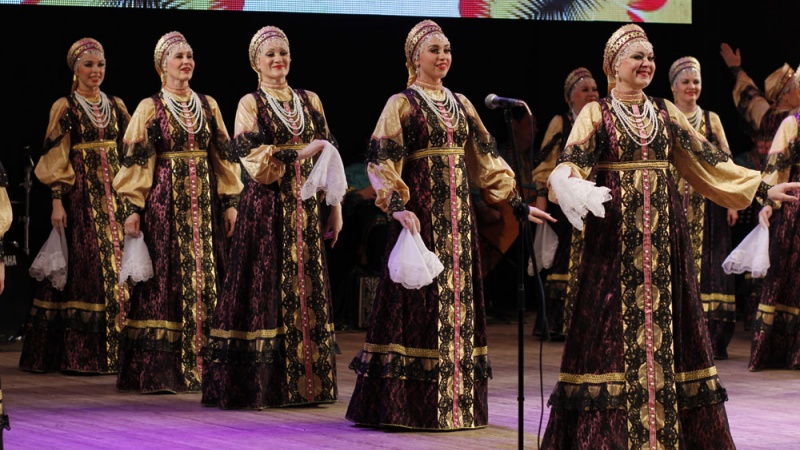 XXXII фестиваль «Оренбургский пуховый платок» открылся концертом прославленного хора Оренбуржья
