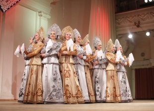 Фестиваль оренбургский пуховый платок Ансамбль Березка 